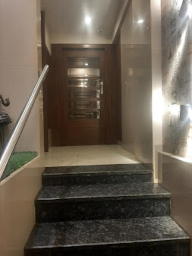 Panvel Palace Hotel Мумбаи Экстерьер фото